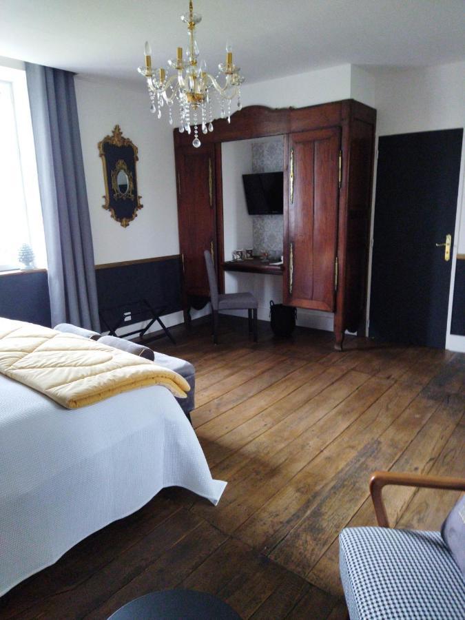 La Ménardière Tranquilitatis Chambre double petit déjeuner compris Corseul Extérieur photo